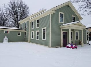 11 Broad St, Cambridge, NY 12816