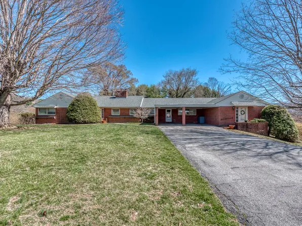 149 Dogwood Dr, Marion, VA 24354