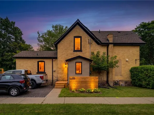 86 Saint Andrews St, Cambridge, ON N1S 1M4