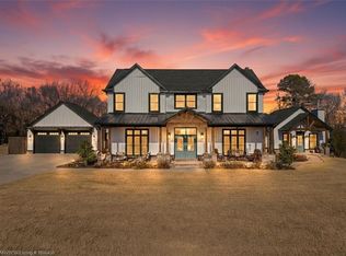 8128 Belmont Dr, Alma, AR 72921