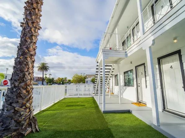 3989 Haines St Unit 3, San Diego, CA 92109