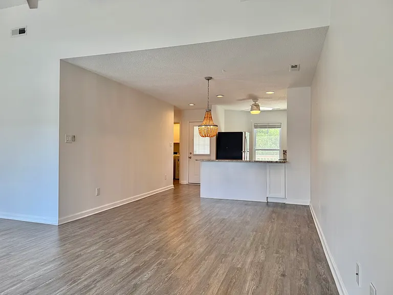 7162 Windward Dr — Photo 15