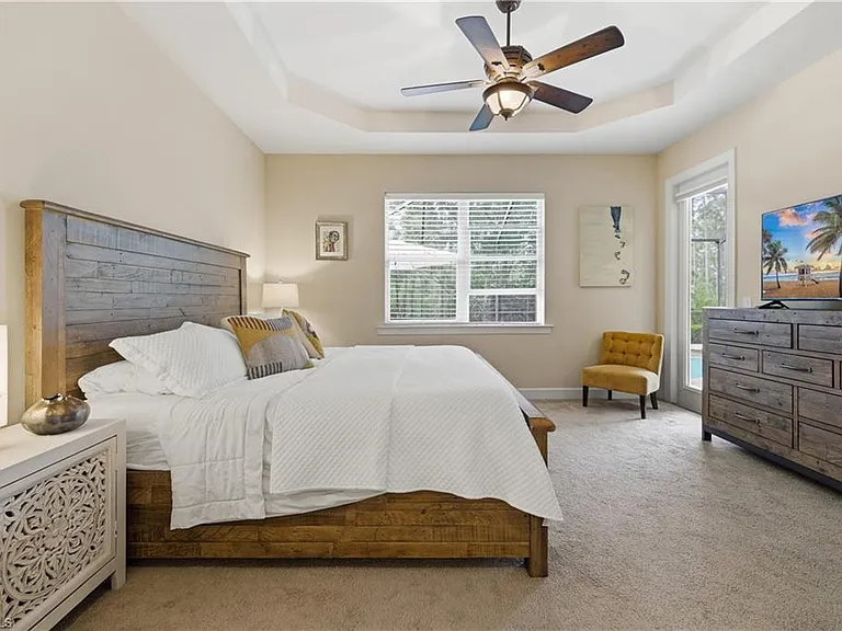 7932 Princeton Dr — Photo 18