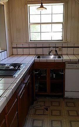 3rd image of 303 Pine Street