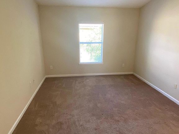 4th image of 7044 Deer Lodge Cir Unit 112
