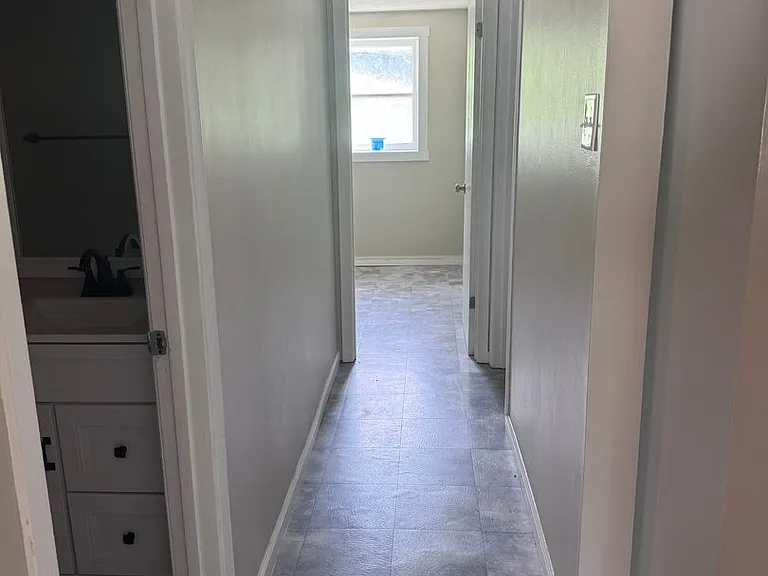 280 Chambers Dr — Photo 10