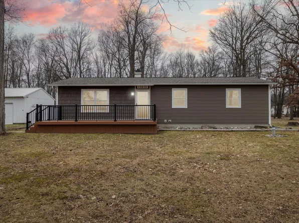 17010 Kane Rd S, Stockbridge, MI 49285