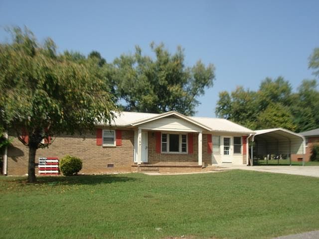 1st image of 127 Meadowbrook Dr