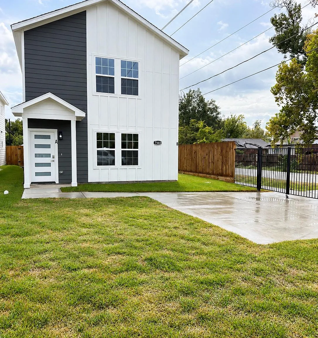 3 bed, 2.5 bath, $1,750 — Photo 2