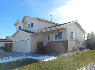 3609 Holmes St, Cheyenne, WY 82001
