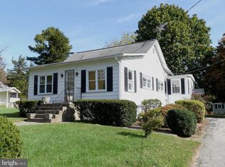121 Byway Rd, Owings Mills, MD 21117