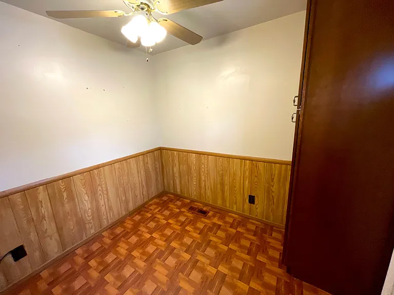7943 Anderson Ave NE — Photo 7