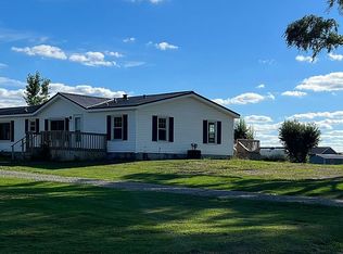 1863 W Jefferson Rd, Saint Louis, MI 48880