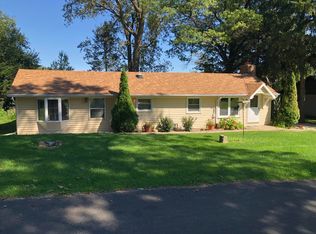 N6786 Walnut Rd, Elkhorn, WI 53121