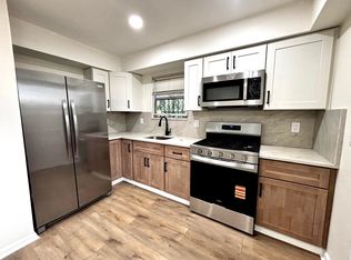 374 Bergen St, Newark, NJ 07103