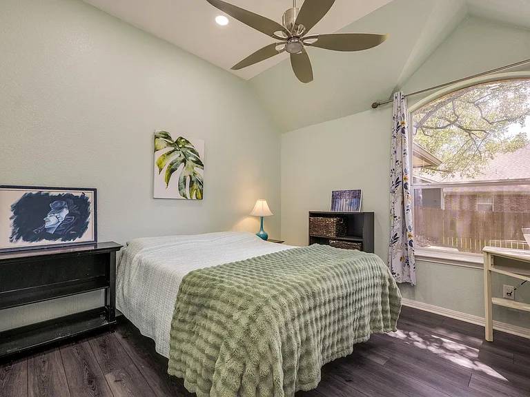 8908 Pepper Rock Dr — Photo 26