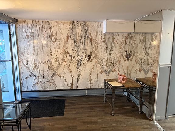 2nd image of 7540 N Ridge Ave #5A