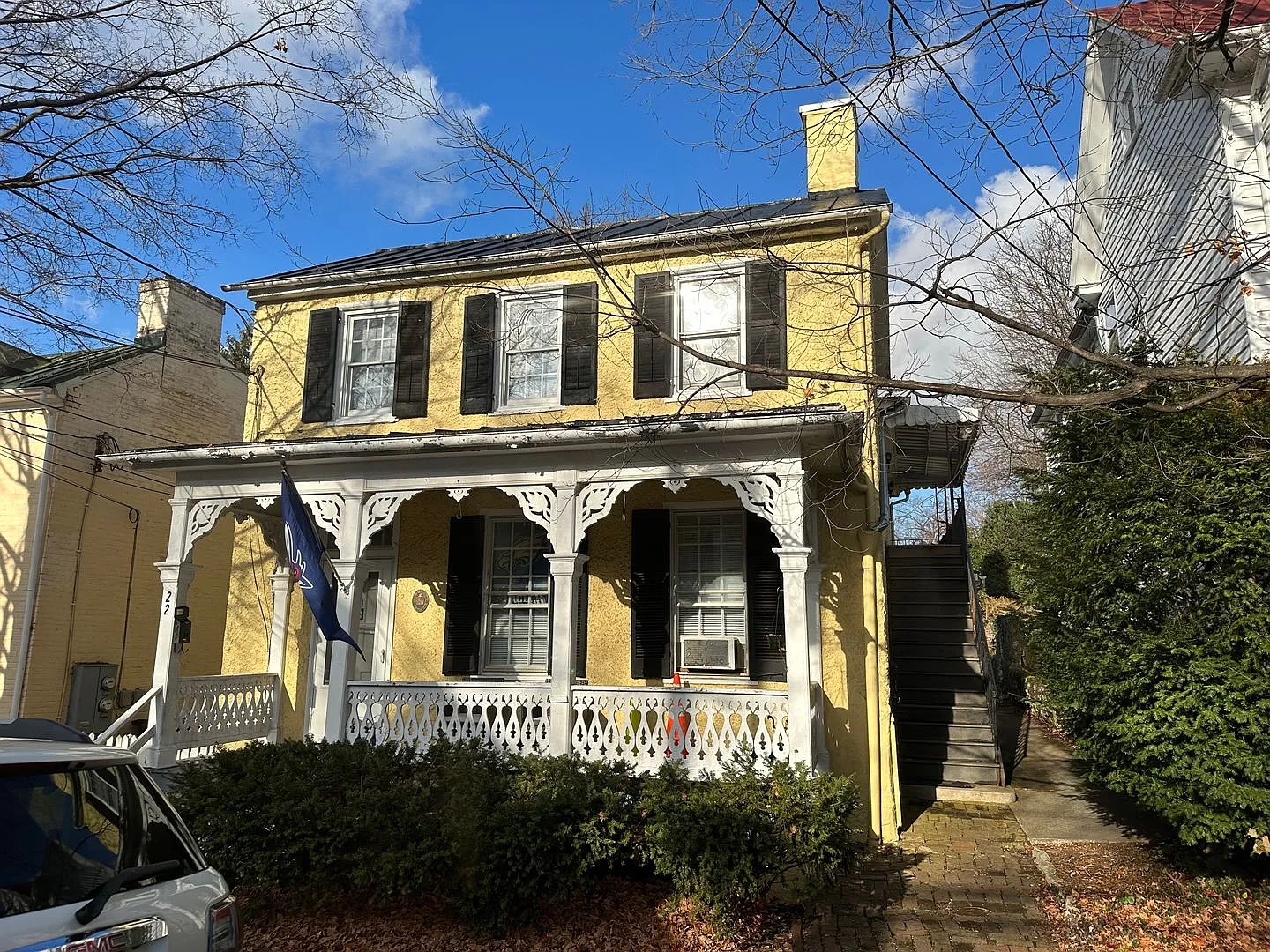 22 Peyton St — Photo 1