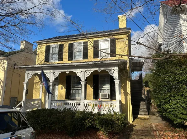 22 Peyton St, 22 Peyton St #3, Winchester, VA 22601