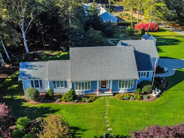 67 Chine Way, Osterville, MA 02655