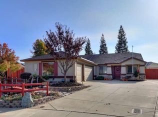 804 Kempton Ct, Wheatland, CA