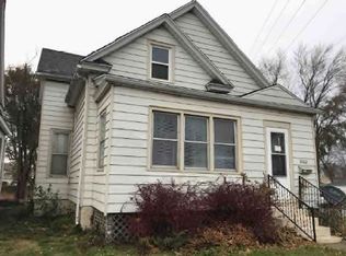 3002 Rockingham Rd, Davenport, IA 52802