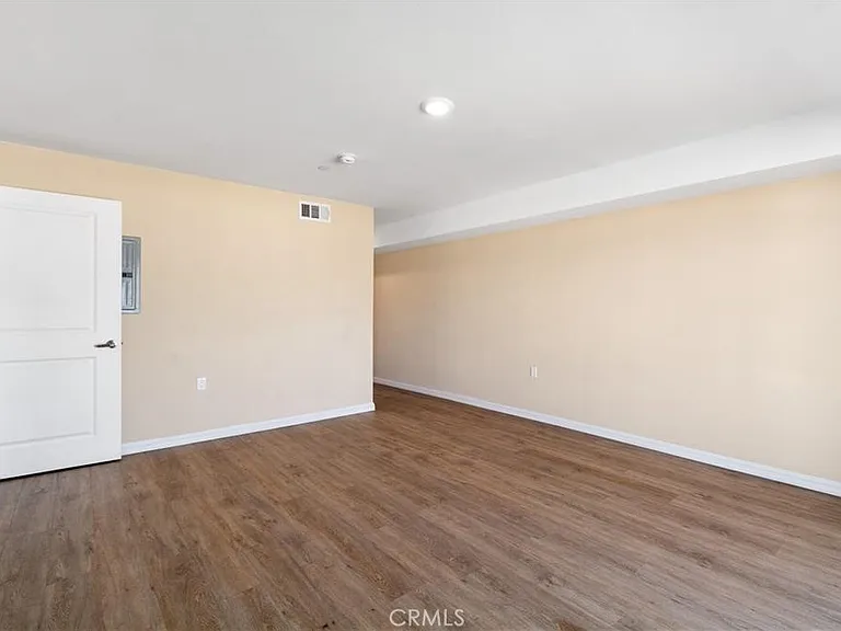 13710 W Foothill — Photo 23