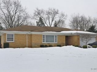 205 W Kenilworth Ave, Prospect Heights, IL 60070
