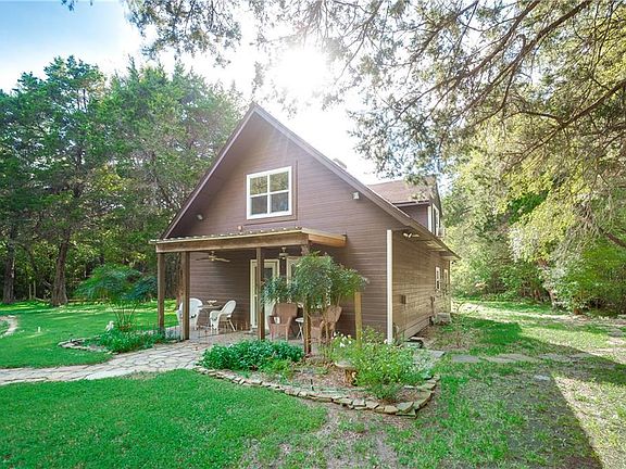 2nd image of 2658 County Road 2226
