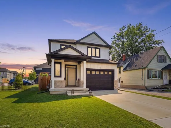 121 Moffatt St, Saint Catharines, ON L2P 2L7