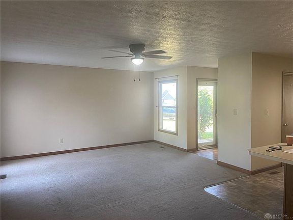 5th image of 1642-1644 Tamworth Cir
