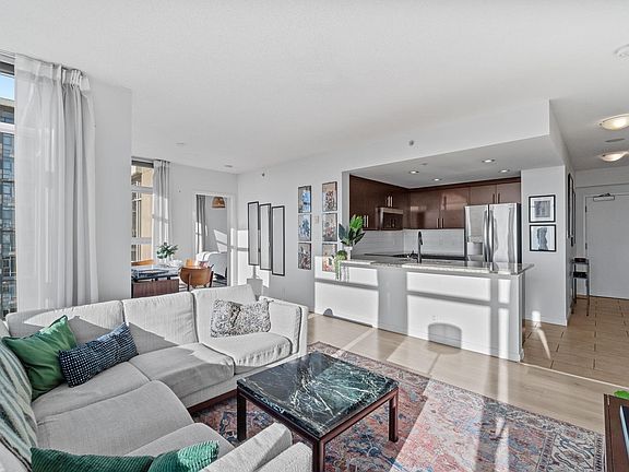 5th image of 575 Delestre Ave #1601