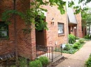 426 S Kirkwood Rd APT B, Saint Louis, MO 63122