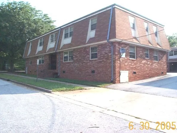 401 S 1st St #2, Easley, SC 29640
