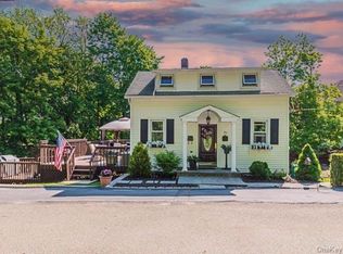 71 High St, Monroe, NY 10950
