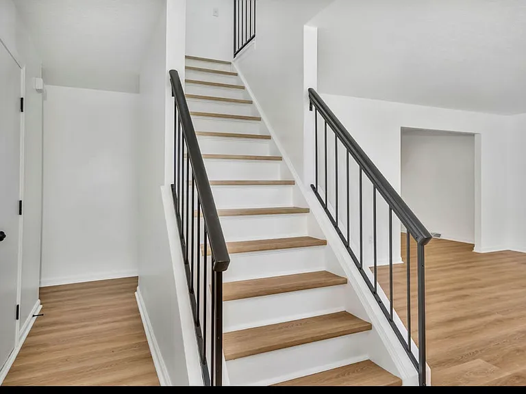 965 Rustic Ct — Photo 10