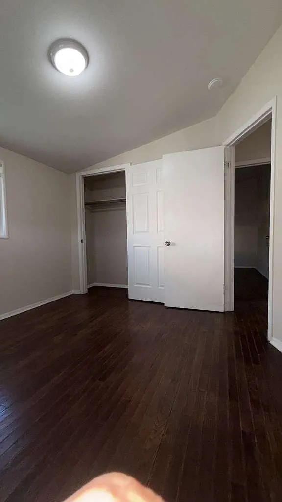 3 bed, 956 sqft, $1,550 — Photo 3