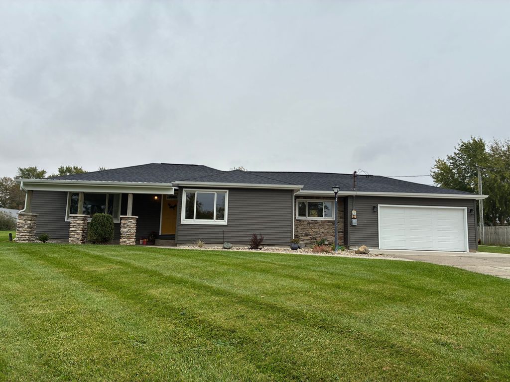 7947 N 200 E - Property Image
