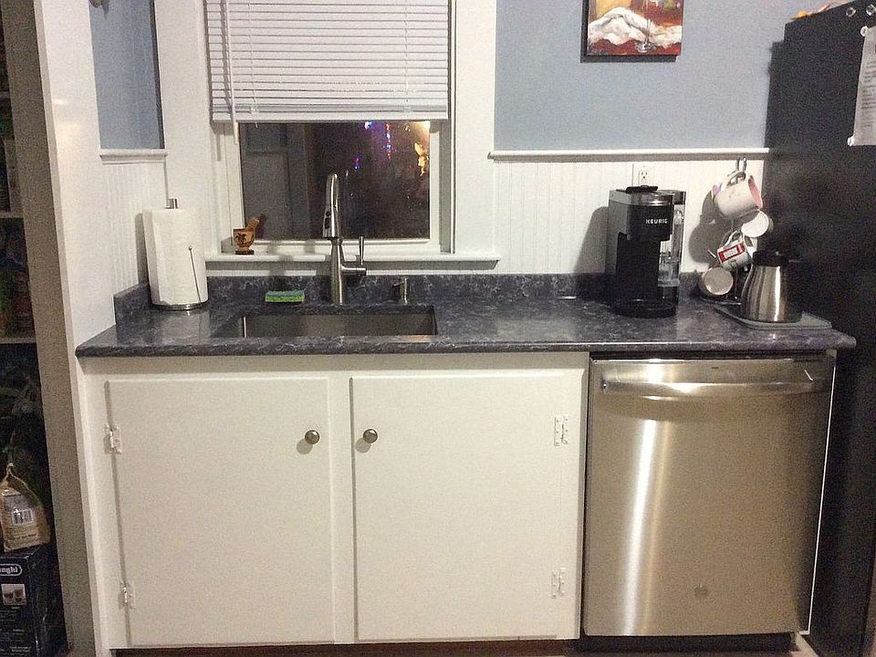 New quartz countertops