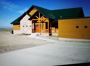 197 Burma Rd, Riverton, WY 82501