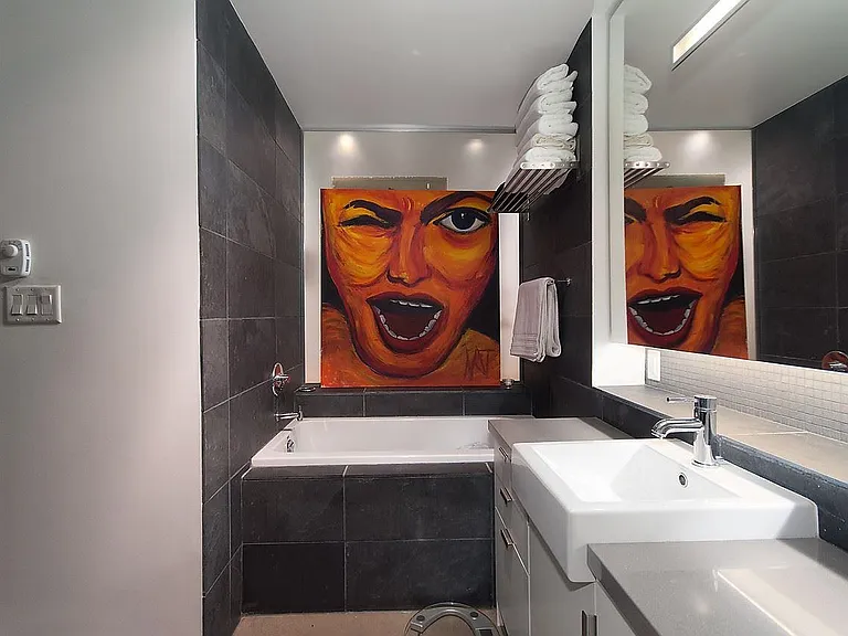 53 Hastings St W #604 — Photo 13