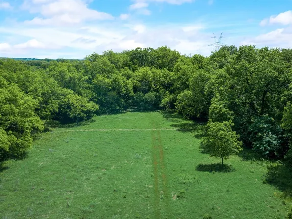 120 Banjo Ct, Alvord, TX 76225