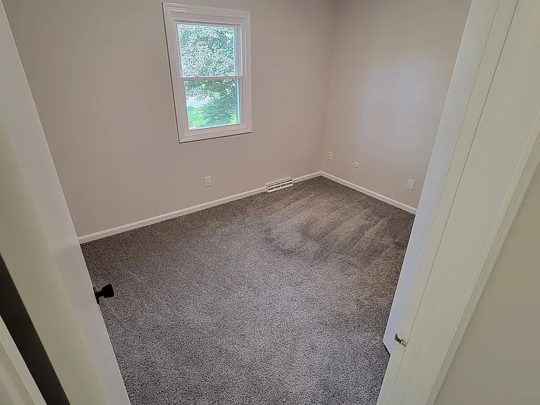 918 Ashmun Ave — Photo 37