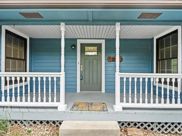 38 Jo Mar Dr, Parkersburg, WV 26104