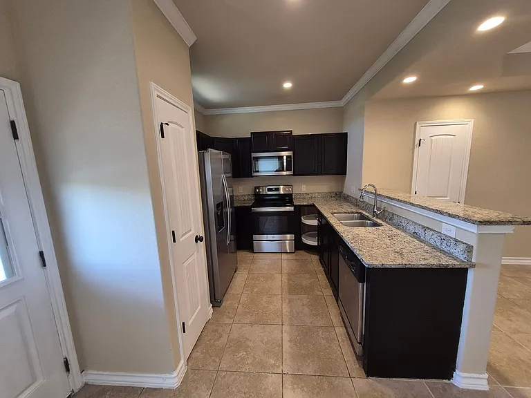 6515 Marcel Way #101 — Photo 5