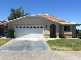 9582 Mountain Pine Ct, Phelan, CA 92371