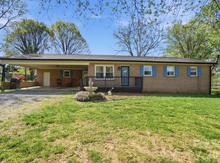 2985 E State Highway 10, Conover, NC 28613