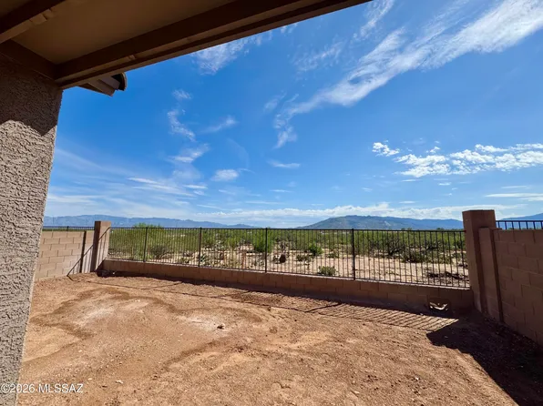 10008 E Lebaron Dr, Tucson, AZ 85747