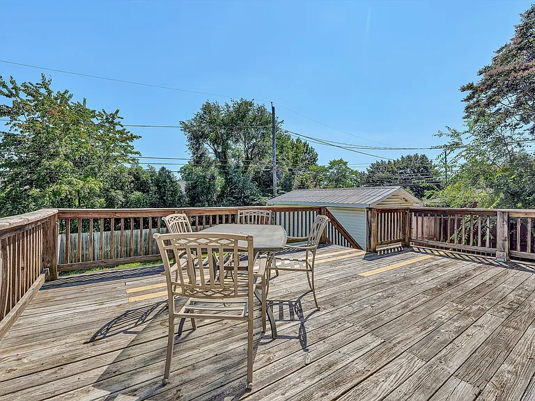 2266 Maiden Ln SW — Photo 19