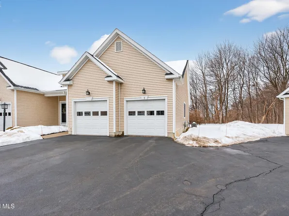 7 Jordan Point Drive, Troy, NY 12180